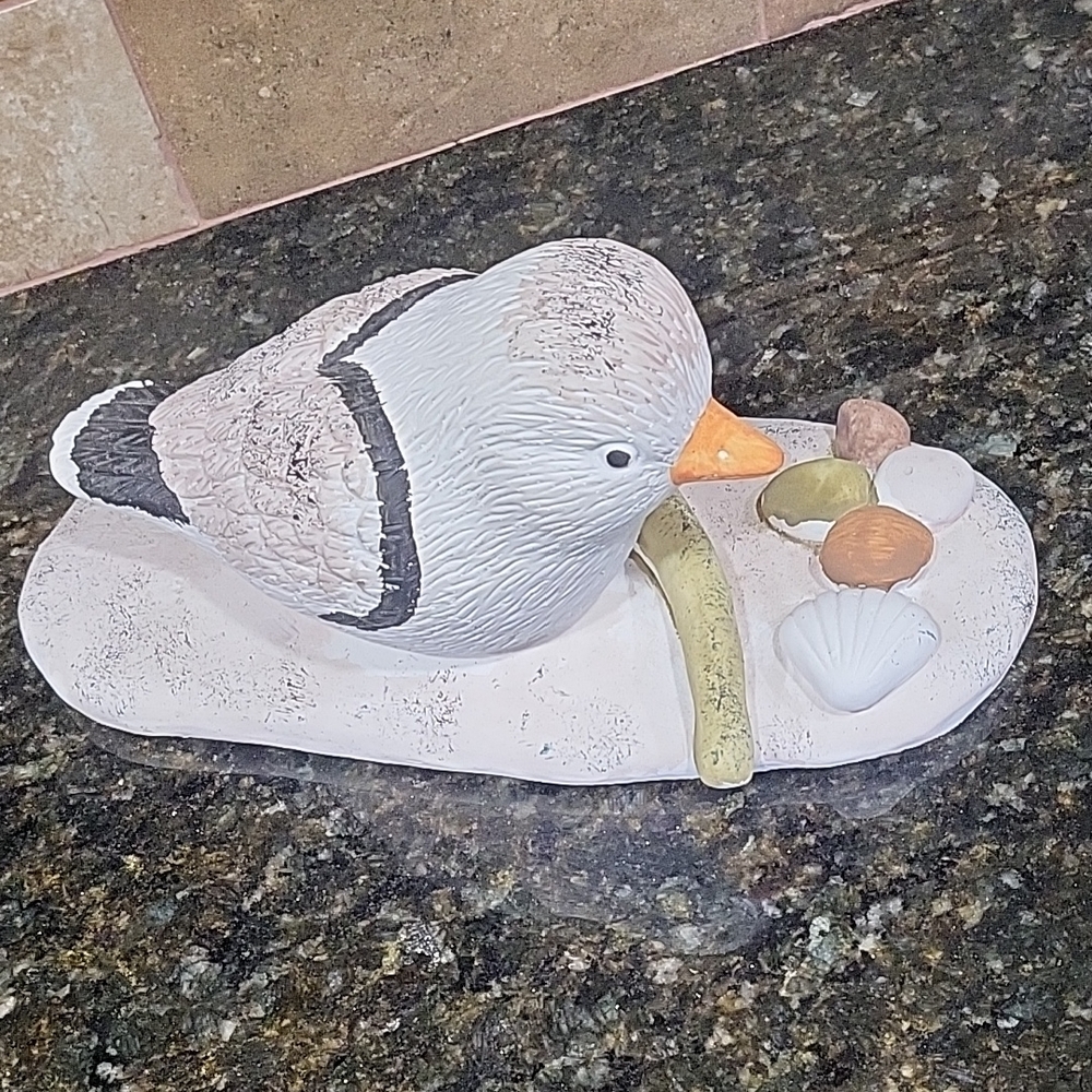 California Gull figurine from GC Fragrance. Decorative Door Stop